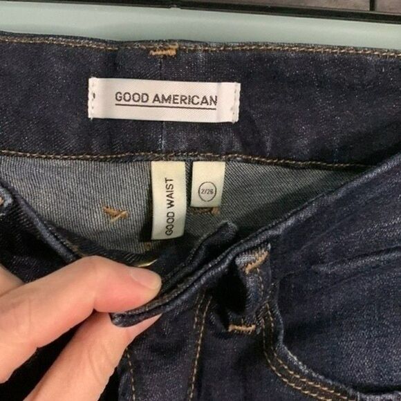 Good American Good Waist Jeans 2/26 - Picture 5 of 7